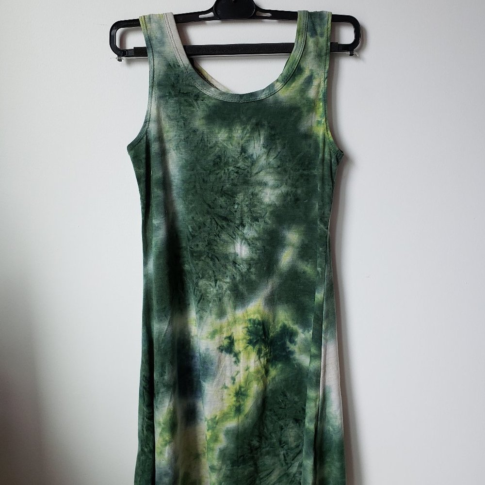 Tie-Dye Criss Cross Dress